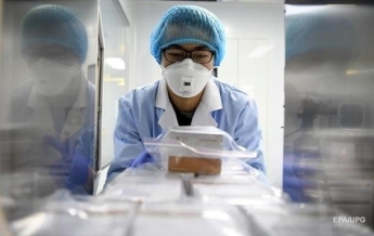 Китай начал массовую вакцинацию от COVID-19