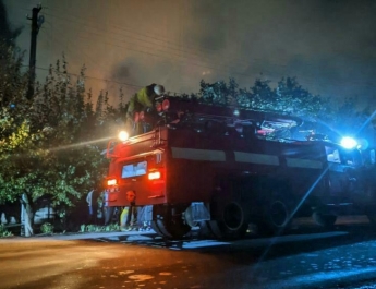 Под Мелитополем всем селом тушили масштабный пожар (фото, видео)