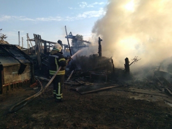 В Запорожской области сгорел частный дом (фото)