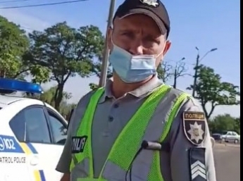 Полицейских, остановивших скорую с пациентом, которого везли на операцию в Мелитополь, ждет служебная проверка (видео)