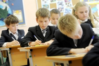 В Мелитополе родители школьников жалуются на "террор", который детям устроили подменные учителя