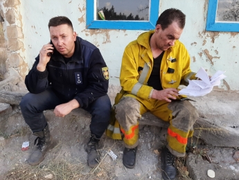 Запорожские спасатели возвращаются после ликвидации пожаров в Луганской области