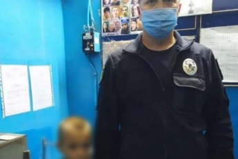 В Харькове пятилетний ребенок убежал от матери и бродяжничал в метро