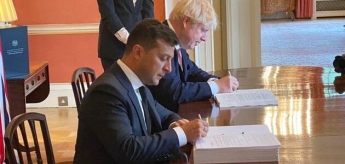 Украина и Великобритания подписали историческое соглашение