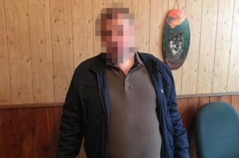 В Закарпатской области на взятке задержали чиновника лесхоза