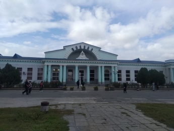 На вокзале в Мелитополе ограничили посещение безбилетников (фото)
