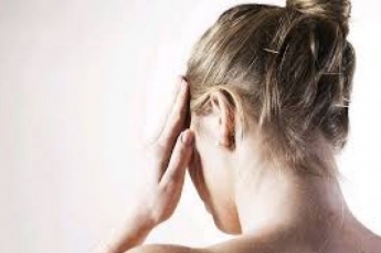 Почему кружится голова: симптомы и возможные причины
