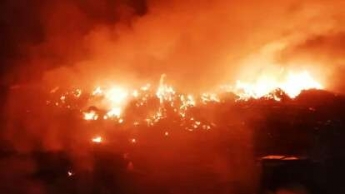 Под Днепром вспыхнул пожар на полигоне твёрдых бытовых отходов: Видео