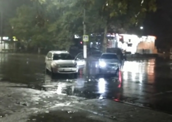 В Мелитополе на центральном проспекте произошла авария (видео)