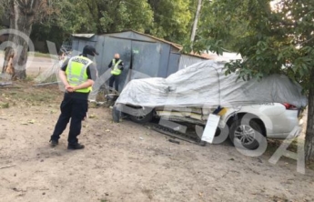 В Одессе полицейские устроили жуткое ДТП - авто превратилось в металлолом: фото