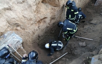 В Одессе при обрушении котлована погибли рабочие