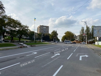 В Мелитополе на оживленном перекрестке изменилось количество полос движения (фото)