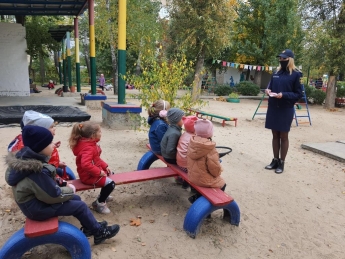 В Мелитополе в детском саду работали спасатели (фото)