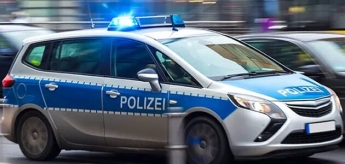 В Германии автомобиль въехал в толпу, есть погибший и раненые