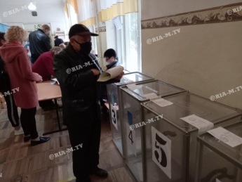 Кому из кандидатов в депутаты Мелитопольского райсовета избиратели больше голосов дали (фото)