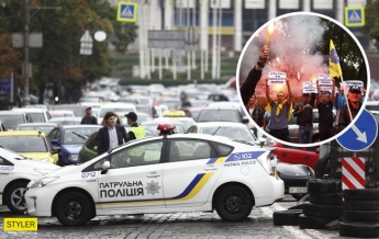 В Киеве перекрыты улицы, начинаются стычки с полицией: что происходит (фото, видео)