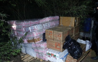 В Мексике тонны наркотиков нашли возле кладбища (фото)