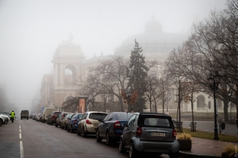 Настоящий Сайлент Хилл: Одессу окутал густой туман, появилось впечатляющее видео