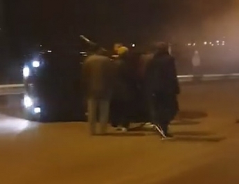 В Запорожье появились подробности ДТП с перевернувшимся авто: водитель был пьян (фото, видео)