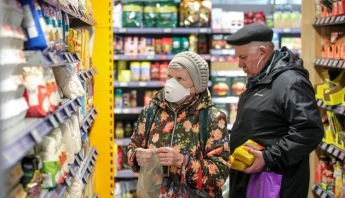 В Запорожских супермаркетах охрана перестаёт справляться с наплывом нарушителей карантина (ВИДЕО)