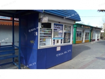 В Мелитополе хозяин табачных киосков рассказал, кто разгромил его магазины (фото, видео)