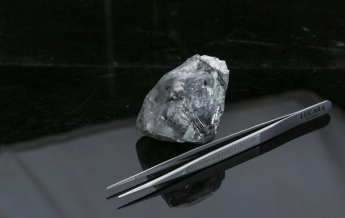 В Африке нашли один из самых больших алмазов в мире
