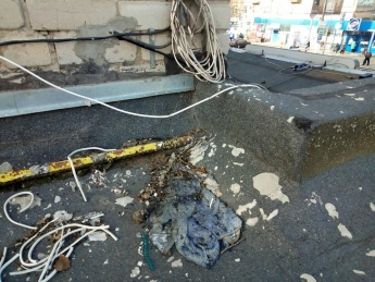 В Мелитополе газопровод замуровали в стену - жильцы какого дома на 