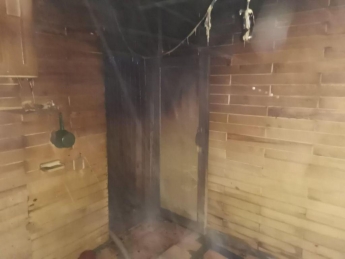 В частном доме под Мелитополем загорелась баня (фото)