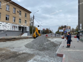 В Мелитополе продолжается строительный бум – где ремонты ведутся (фото, видео)