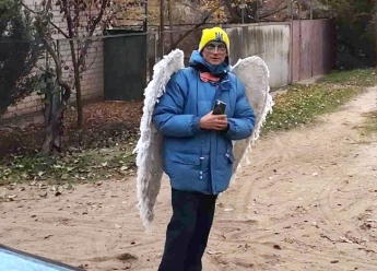 Под Мелитополем туристов пугает человек с крыльями ангела (видео, фото)