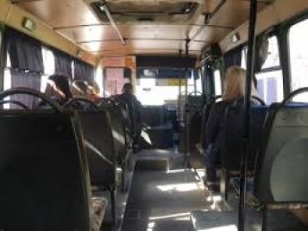 В Мелитополе из-за «карантина выходного дня» маршрутки и такси терпят убытки