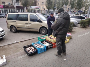В Мелитополе свернули стихийные рынки с морепродуктами