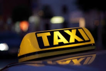 В Мелитополе автомобиль такси попал в ДТП (видео)