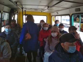 В Запорожье пассажиры автобуса выгнали из салона 