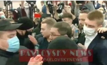 В Киевоблсовете произошла драка между депутатом от "БЮТ" и полицейскими