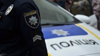 В Мелитополе полиция провела спецоперацию по изъятию наркотиков (фото)