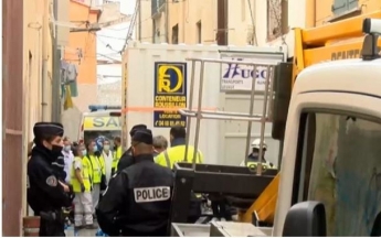 В Франции спасли из дома мужчину весом в 300 кг (видео)