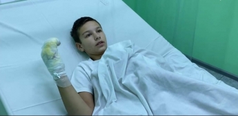 Запорожские врачи рассказали о состоянии 12-летнего мальчика, которого подожгли друзья