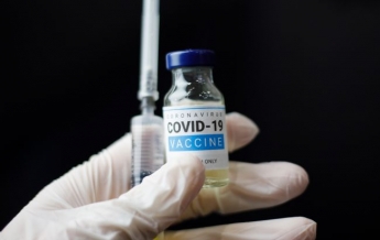 Вакцина Moderna может обеспечить иммунитет на три месяца