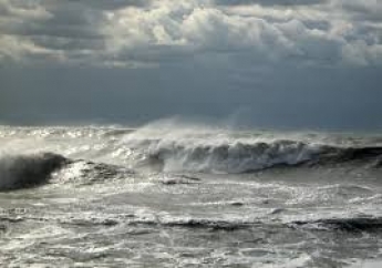 Штормовое предупреждение: в Азовском море ожидаются полутораметровые волны