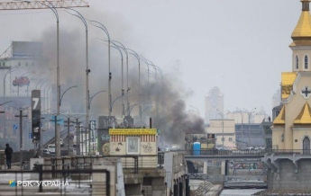 Центр Киева окутало дымом: что происходит (фото)