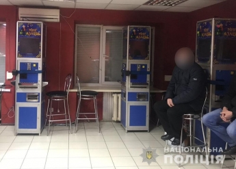 В Запорожье прикрыли очередное подпольное казино (фото)