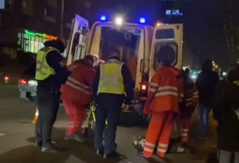 В Запорожье сбили пешехода, водитель с места ДТП скрылся (видео)