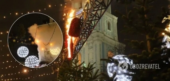 В Киеве загорелась декорация в момент открытия главной елки (Фото и видео)