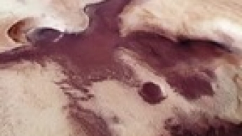 Ученые сделали невероятное фото Марса - на нем видно силуэт ангела