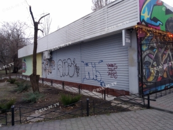 В Мелитополе придумали оригинальный способ борьбы с граффитчиками (фото)
