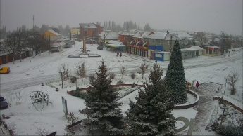 Кирилловку засыпает снегом - впечатляющие кадры (фото, видео)