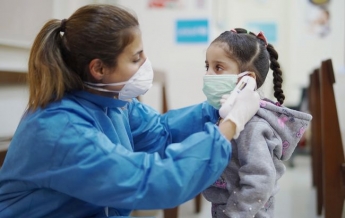 Все для запугивания людей: украинский врач развеял фейки о мутации коронавируса (видео)