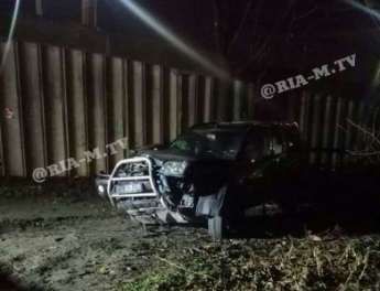В Мелитополе наказали автоледи, слетевшую с моста на внедорожнике