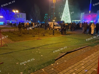 Пьяная ночь – что в  Мелитополе горожане оставили после себя в центре города (фото)